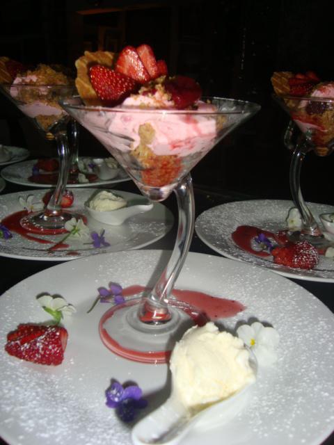 44 On Ennis Guest Lodge And Restaurant - No Load Sheddding แอร์เมอโล ภายนอก รูปภาพ